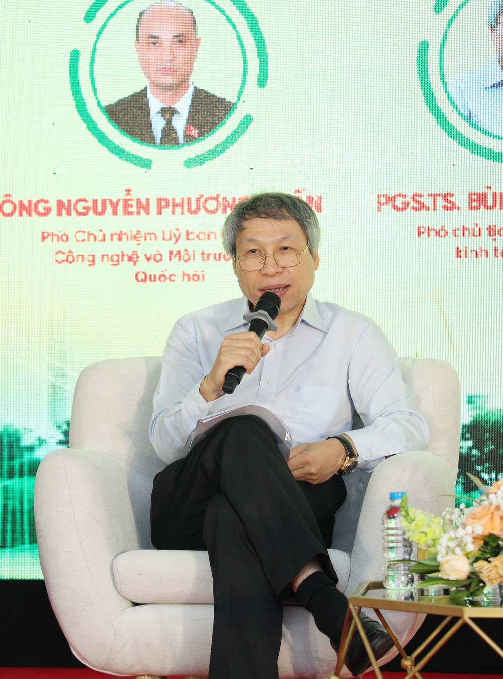 Phó Chủ tịch Hội Khoa học Kinh tế Việt Nam Bùi Quang Tuấn Phó Chủ tịch Hội Khoa học Kinh tế Việt Nam Bùi Quang Tuấn