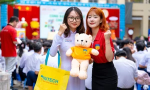 Trường Đại học Công nghệ TP. Hồ Chí Minh giảm 25% học phí toàn khóa cho tân sinh viên