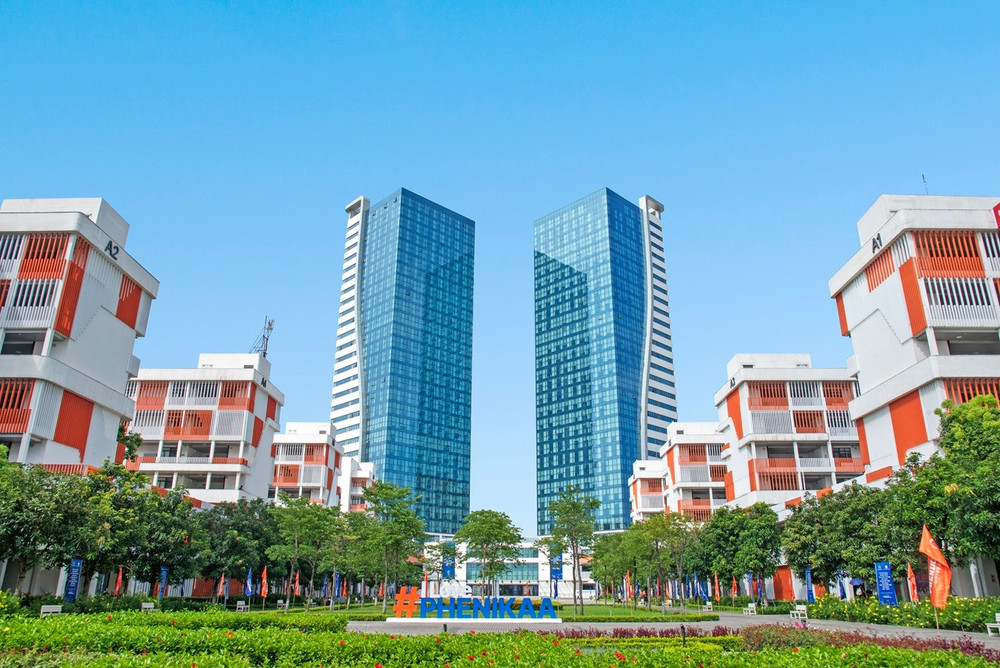 Khuôn viên Đại học Phenikaa dsc012.jpg