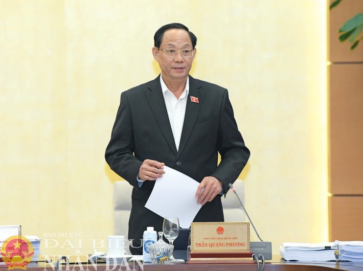 Phó Chủ tịch Quốc hội Trần Quang Phương phát biểu kết luận phiên thảo luận. Ảnh: Lâm Hiển Phó Chủ tịch Quốc hội Trần Quang Phương phát biểu kết luận phiên thảo luận. Ảnh: Lâm Hiển