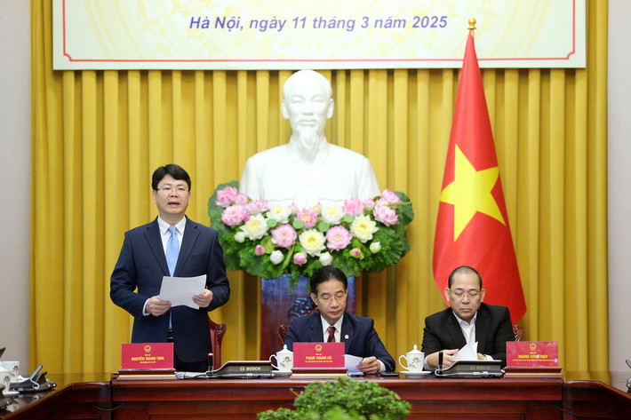 Thứ trưởng Bộ Tư pháp Nguyễn Thanh Tịnh giới thiệu về Luật Ban hành văn bản quy phạm pháp luật năm 2025 Thứ trưởng Bộ Tư pháp Nguyễn Thanh Tịnh giới thiệu về Luật Ban hành văn bản quy phạm pháp luật năm 2025