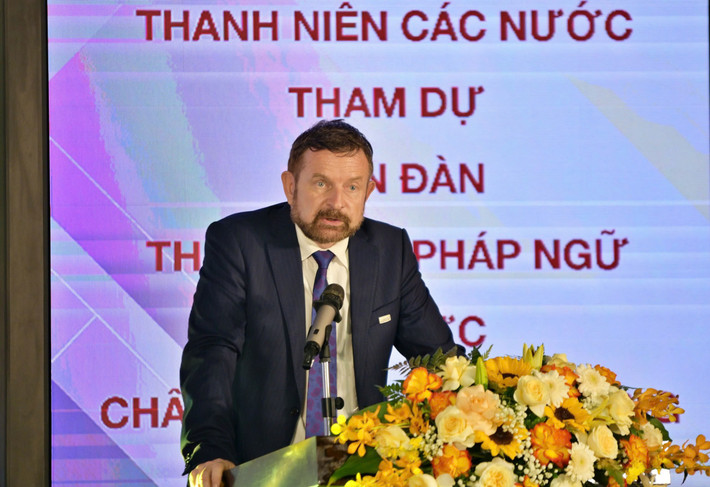 Đại diện khu vực châu Á - Thái Bình Dương của OIF Edgar Doerig phát biểu tại diễn đàn z5818945643001_c7f3ac8e07a522dc74e716bff266339e.jpg