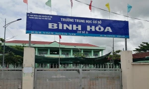 TP. Hồ Chí Minh: UBND huyện Củ Chi yêu cầu dừng ngay việc vận động phụ huynh góp 200.000 đồng làm đường bê tông