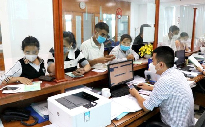 BHXH khu vực XI thực hiện đầy đủ, chính xác các chế độ BHXH, BHYT, BHTN theo quy định. BHXH khu vực XI thực hiện đầy đủ, chính xác các chế độ BHXH, BHYT, BHTN theo quy định.
