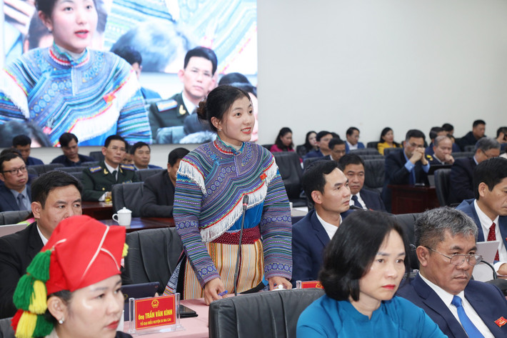 Đại biểu Lý Thị Hào (Tổ đại biểu huyện Bắc Hà). Ảnh: An Nhiên 0r2a4460.jpg