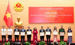 Hà Nội: Khen thưởng 644 tập thể, cá nhân có thành tích trong các hoạt động kỷ niệm 70 năm Ngày Giải phóng Thủ đô