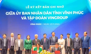 UBND tỉnh Vĩnh Phúc và Tập đoàn VinGroup ký kết thỏa thuận hợp tác toàn diện về chuyển đổi xanh