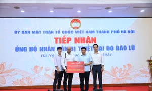 Hà Nội tiếp nhận hơn 61,4 tỷ đồng ủng hộ từ các tổ chức, cá nhân