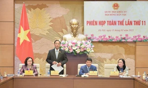 Phiên họp toàn thể lần thứ 11 của Hội đồng Dân tộc