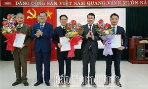  Công bố Quyết định kết thúc hoạt động của Đảng bộ Khối các Cơ quan và Doanh nghiệp tỉnh