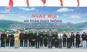 Ngày hội an toàn giao thông khu vực miền núi phía Bắc