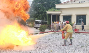 Công ty Điện lực Thái Nguyên tập huấn nâng cao nhận thức cho cán bộ công nhân viên về phòng cháy chữa cháy