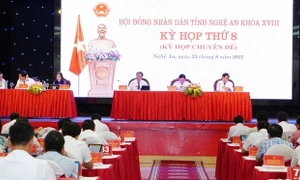 Kỳ họp thứ 8, HĐND tỉnh Nghệ An thông qua 5 nghị quyết quan trọng về đầu tư, phát triển