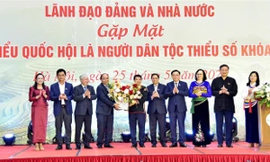 Chủ tịch Quốc hội Vương Đình Huệ: Thực hiện thật tốt các chính sách dân tộc hiện có