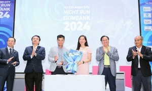 Chính thức khởi động Giải chạy đêm “Ho Chi Minh City Night Run Eximbank 2024”