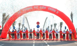 Thông xe cầu thôn 3, nối đôi bờ sông Cổ Cò