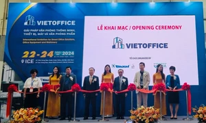 Khai mạc Triển lãm VIETOFFICE 2024