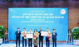 Trường Đại học Quốc tế Miền Đông: 100% chương trình đào tạo đủ điều kiện kiểm định đạt công nhận chất lượng