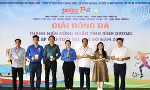 Khai mạc Giải Bóng đá nam Thanh niên công nhân tỉnh Bình Dương - Cúp báo Tuổi trẻ Thủ đô năm 2024