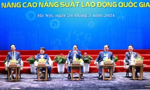 “3 đẩy mạnh, 3 tiên phong, 3 bứt phá” tăng năng suất lao động