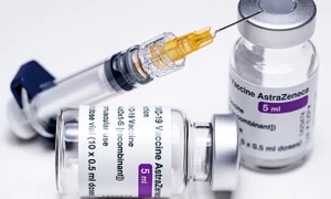 Bộ Y tế nói gì về thông tin vaccine Covid-19 AstraZeneca có thể gây đông máu?