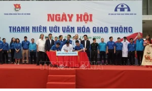 Thanh niên với văn hóa giao thông năm 2020