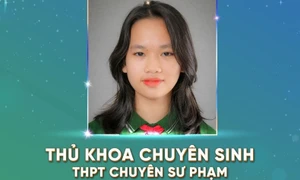 Thủ khoa chuyên Sinh Trường THPT chuyên Sư phạm “rẽ hướng” từ lớp chuyên Anh