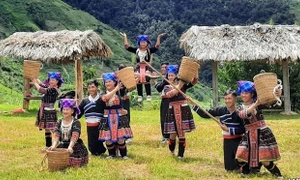 Than Uyên, Lai Châu: Tập huấn công tác bảo tồn, giữ gìn bản sắc văn hóa dân tộc Mông