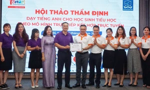 Mô hình tháo gỡ “nút thắt” thiếu giáo viên tiếng Anh cho vùng khó khăn