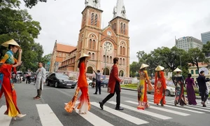 TP. Hồ Chí Minh ứng dụng công nghệ phát triển du lịch thông minh