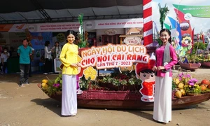 Khai mạc Ngày hội Du lịch “Văn hóa chợ nổi Cái Răng”