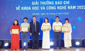 Báo Đại biểu Nhân dân giành Giải thưởng Báo chí về Khoa học và Công nghệ năm 2022