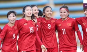 SEA Games 32: Bóng đá nữ Việt Nam vững ngôi đầu bảng