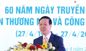 Chủ tịch nước Võ Văn Thưởng dự Lễ kỷ niệm 60 năm ngày truyền thống Liên đoàn Thương mại và Công nghiệp Việt Nam