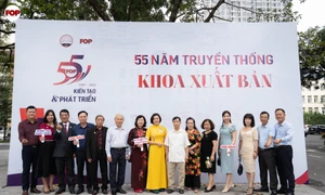 Khoa Xuất bản tổ chức gặp mặt kỷ niệm 55 năm thành lập