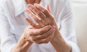 Các triệu chứng và cách phòng ngừa bệnh Parkinson