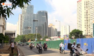 Bài 2: Bức tranh dang dở