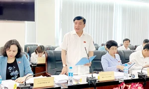 Tổng Thư ký Quốc hội, Chủ nhiệm Văn phòng Quốc hội Bùi Văn Cường chủ trì làm việc với tỉnh Bình Dương về thực hành tiết kiệm, chống lãng phí