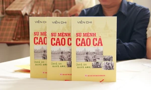 Ra mắt sách "Sứ mệnh cao cả" của nguyên Thứ trưởng Bộ Công an Viễn Chi