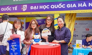 Trường Quốc tế - Đại học Quốc gia Hà Nội có 2 chương trình đào tạo đạt chuẩn AUN-QA