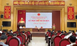 Hà Nội: HĐND quận Tây Hồ quyết nghị nhiều nội dung quan trọng về đầu tư công