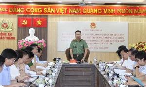 Đoàn giám sát của Ủy ban Thường vụ Quốc hội làm việc tại huyện Bảo Thắng, tỉnh Lào Cai