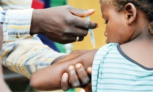 Nigeria - Quốc gia đầu tiên trên thế giới triển khai vaccine mới chống viêm màng não