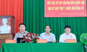 Phó Chủ tịch Quốc hội, Thượng tướng Trần Quang Phương tiếp xúc cử tri xã Hành Thiện, huyện Nghĩa Hành, Quảng Ngãi