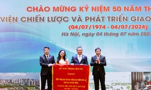 Đổi mới cơ bản, toàn diện công tác nghiên cứu khoa học, công nghệ và đổi mới sáng tạo