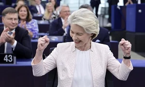 Bà Ursula von der Leyen tái đắc cử Chủ tịch EC: Lựa chọn tiếp nối và ổn định