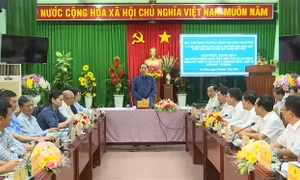 Phó Chủ tịch Quốc hội, Thượng tướng Trần Quang Phương chủ trì cuộc làm việc với Thường trực HĐND thị xã An Nhơn, Bình Định