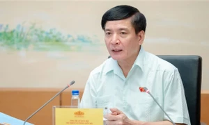 Tổng Thư ký Quốc hội, Chủ nhiệm Văn phòng Quốc hội Bùi Văn Cường chủ trì phiên họp về sửa đổi Quy chế làm việc của Ban Thư ký