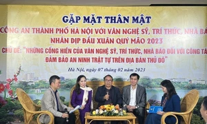 Văn nghệ sĩ, trí thức, nhà báo góp phần giữ gìn trật tự an toàn xã hội