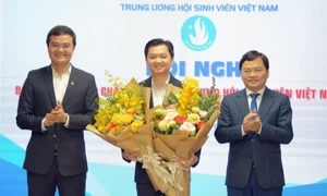 Bí thư Trung ương Đoàn Nguyễn Minh Triết giữ chức Chủ tịch Trung ương Hội Sinh viên Việt Nam